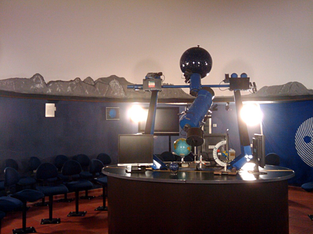 La sala del Planetario di Lecco, la sede di AstronautiCON. Credit: Paolo Amoroso